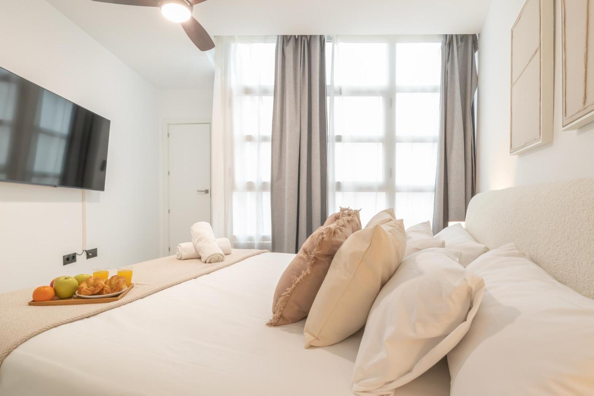 Dobo Malaga Postigos Малага Экстерьер фото